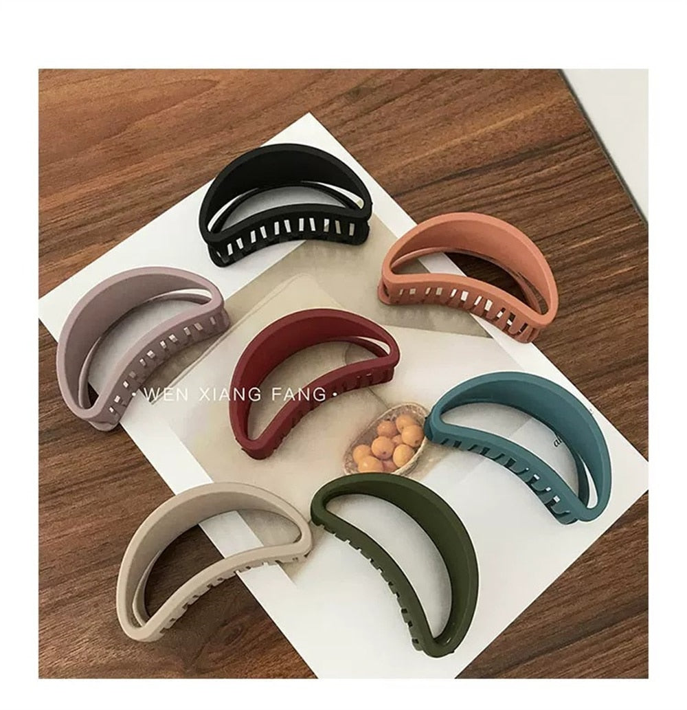 Natural hair clip. Curly hair claw.