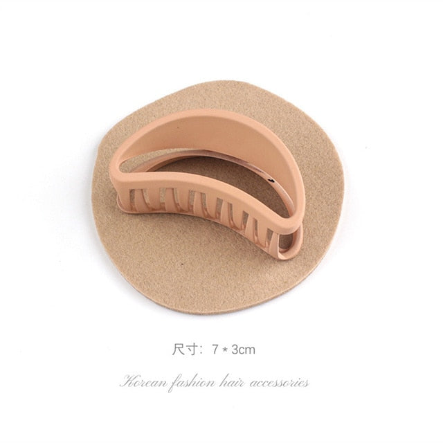 Frosted Hair Claw Clip – Everyday Hold for Curls & Coils